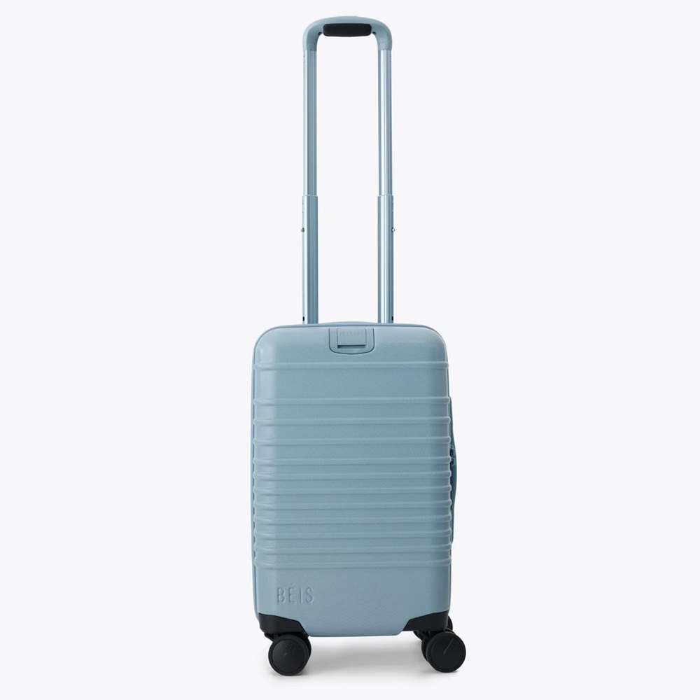 Gap x BÉIS The Small Carry-On Roller 
in Denim Blue